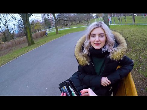 ❤️ Swallows hot cum coigreach airson airgead - blowjob anns a 'phàirc le Eva Elfie ️  Porn dachaigh  aig gd.onlyindianpornx.ru ️❤